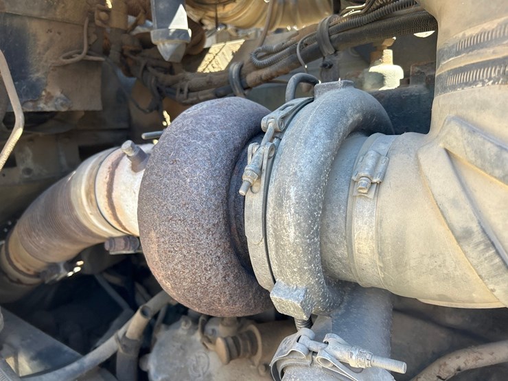 1994-massey-ferguson-8-image-42