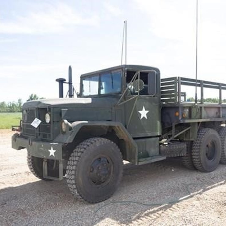 1971 DEUCE & A HALF ARMY TRUCK 5746