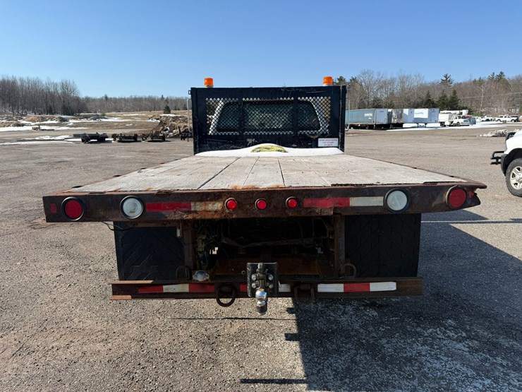 2011-ford-f550-xl-image-4