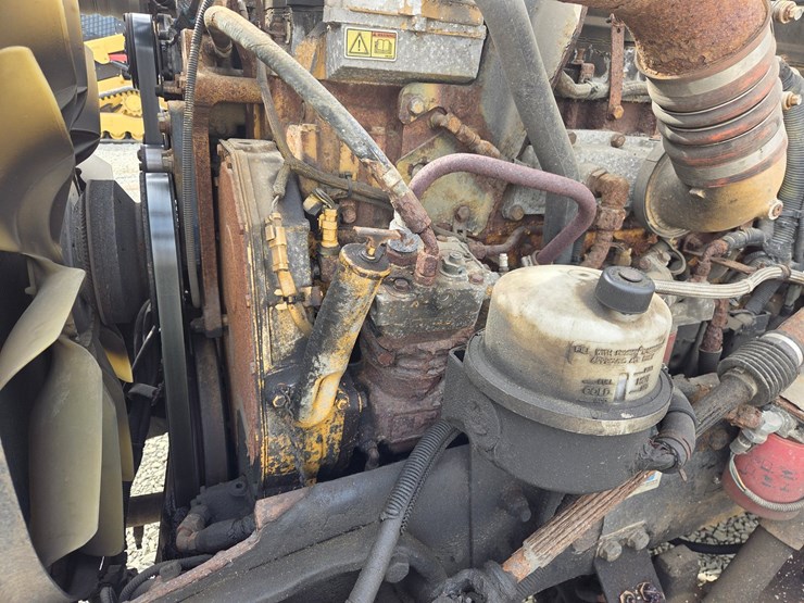 2007-peterbilt-579-image-44