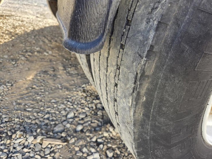 2006-massey-ferguson-8-image-51