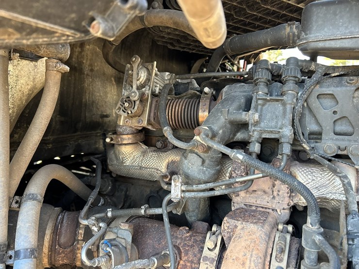 2020-kenworth-t880-image-40