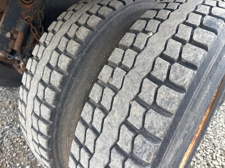 1986-mack-dm686s-image-67