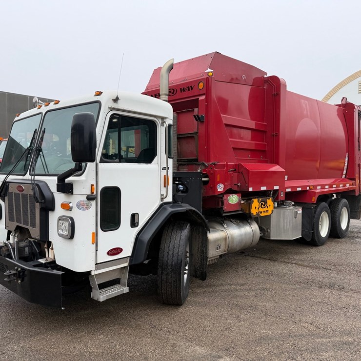 #1360 • 2019 Peterbilt PB520 Side Load Garbage Truck