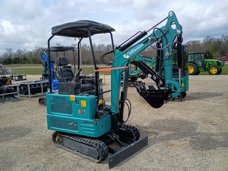 #24167-•-2025-diesel-digmaster-dm200-mini-excavator-image-6