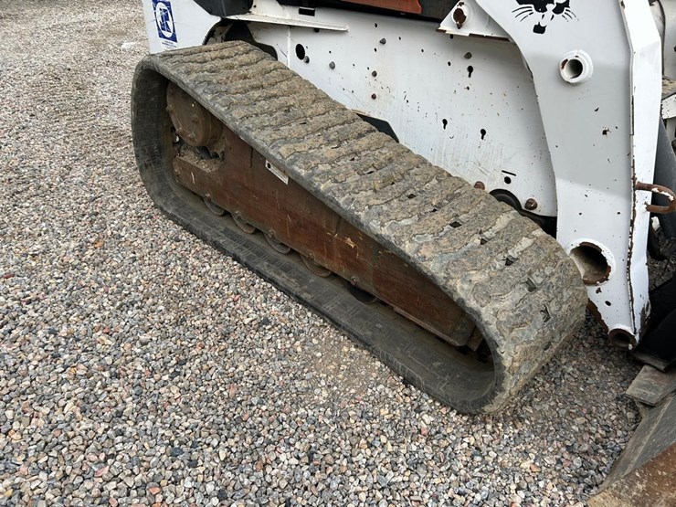 bobcat-t300-image-12