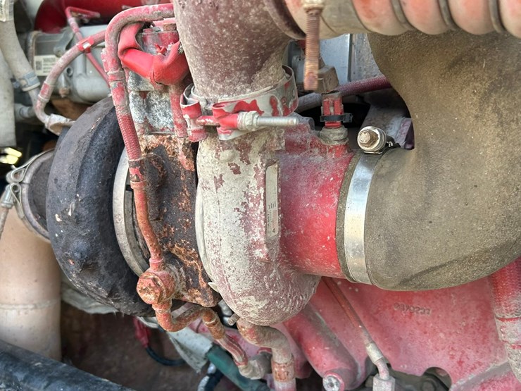 peterbilt-365-image-84