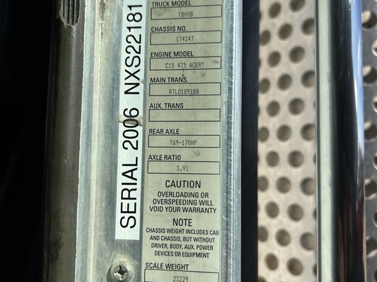 2006-kenworth-t800b-image-94