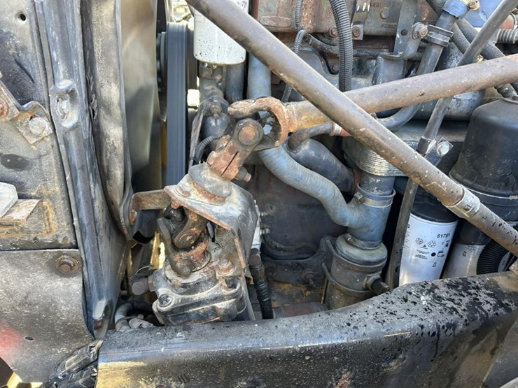 2003-massey-ferguson-8-image-42