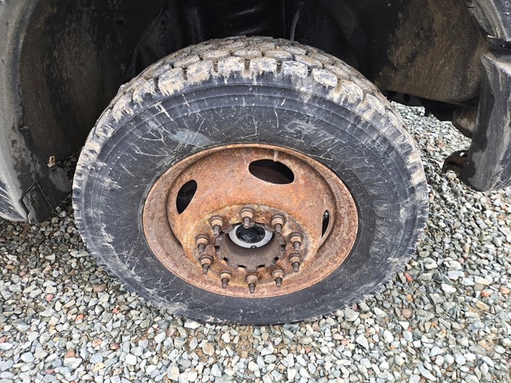 2011-ford-f550-image-69