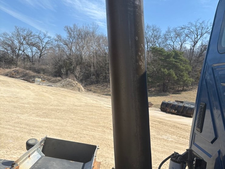 2006-international-7600-image-152