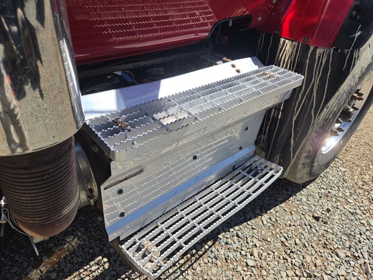 2019-international-hv613-image-16