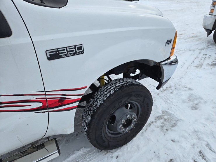 2001-ford-f350-image-11