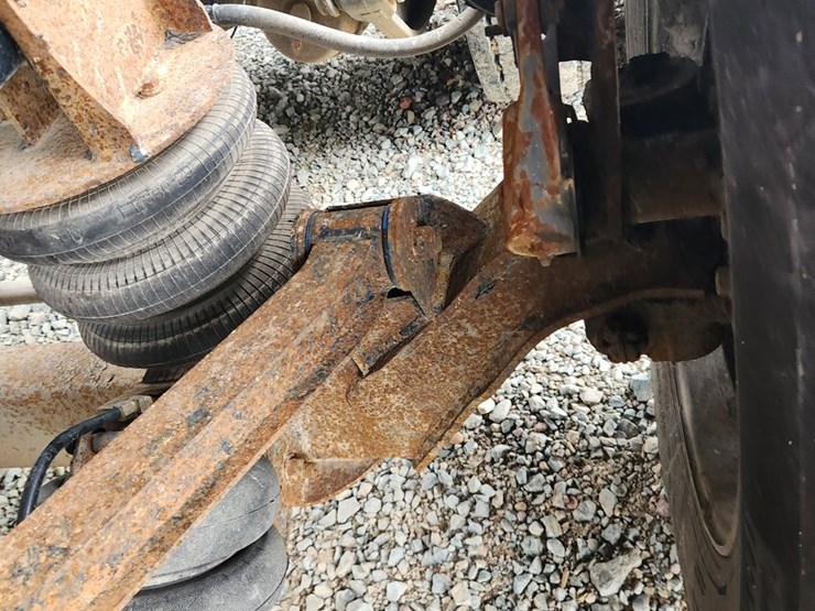 2014-kenworth-t800-image-42