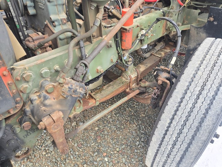 1992-massey-ferguson-8-image-46