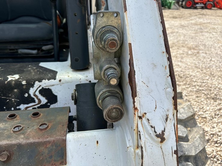 bobcat-s185-image-11