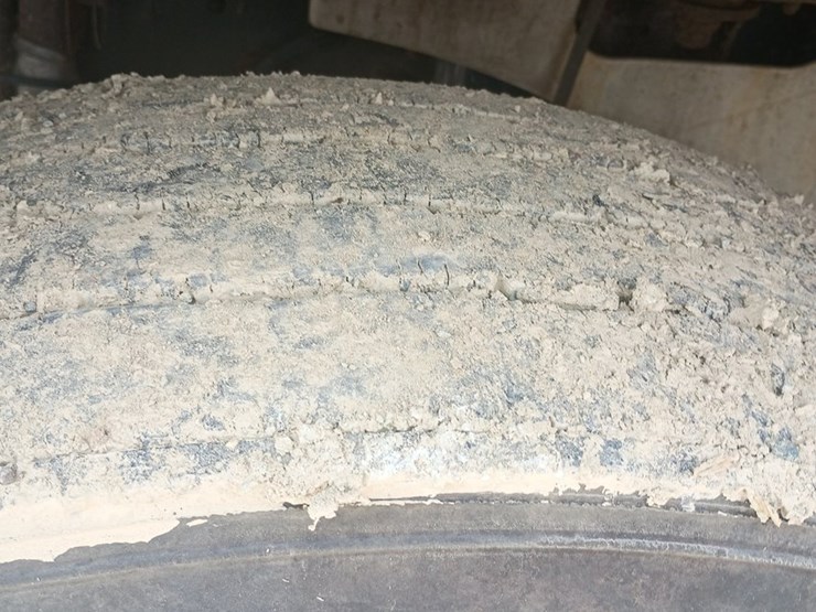 2000-international-9200i-image-68