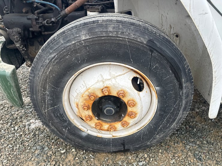 1998-massey-ferguson-8-image-74