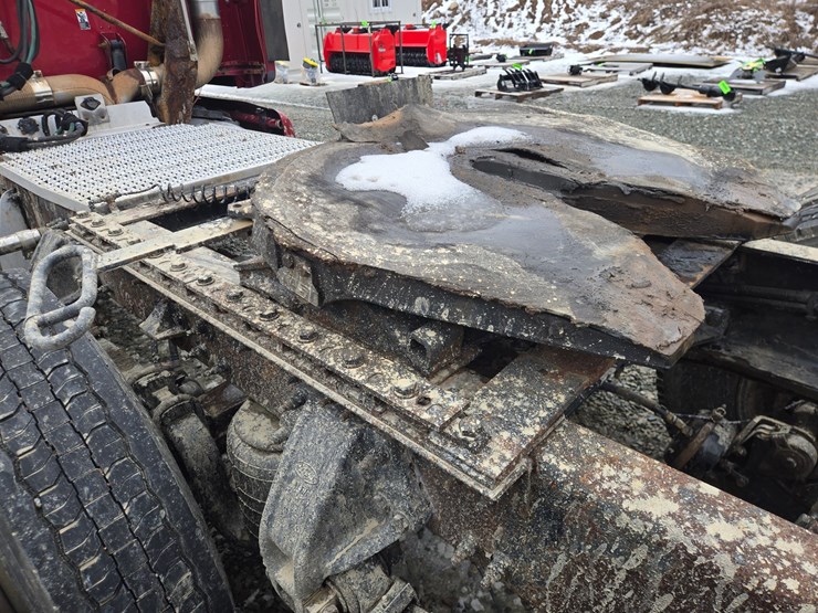 2007-peterbilt-387-image-40