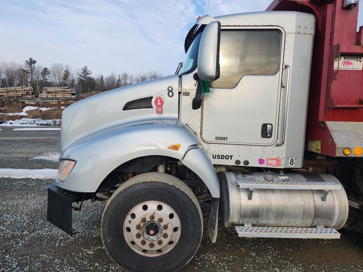 2016-kenworth-t400-image-10