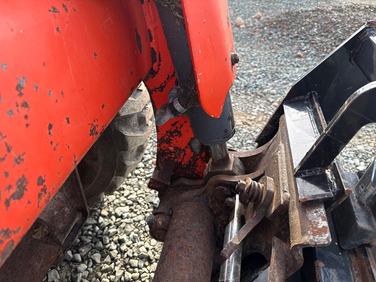 kubota-ssv65-image-12