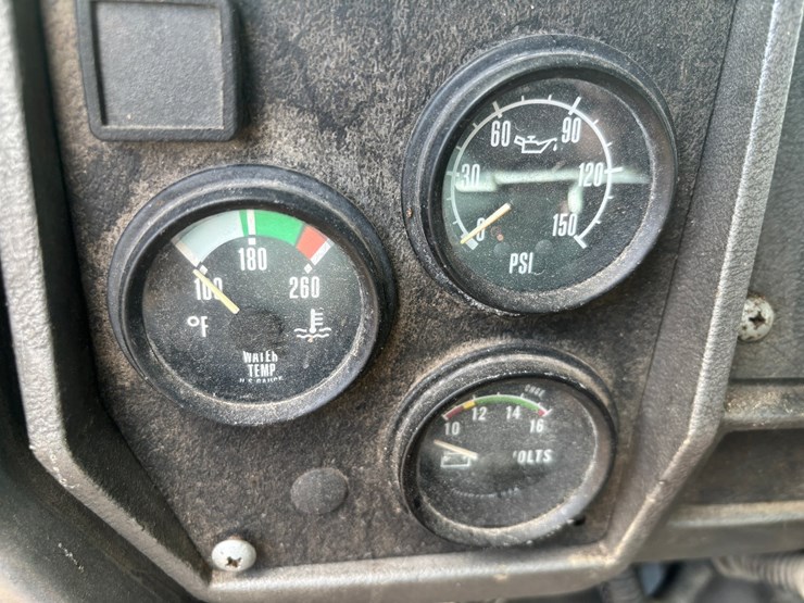 1999-mack-rd600-image-37