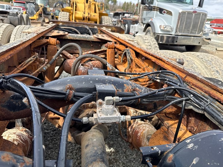 1996-western-star-4964s-image-45