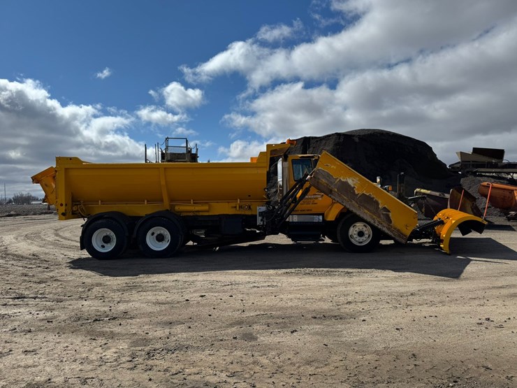 2009-international-workstar-7500-image-5