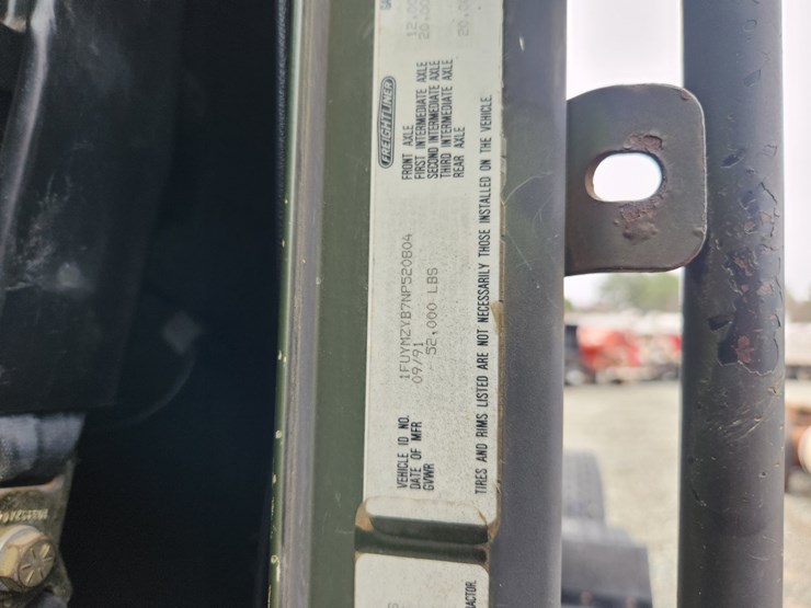 1992-massey-ferguson-8-image-92