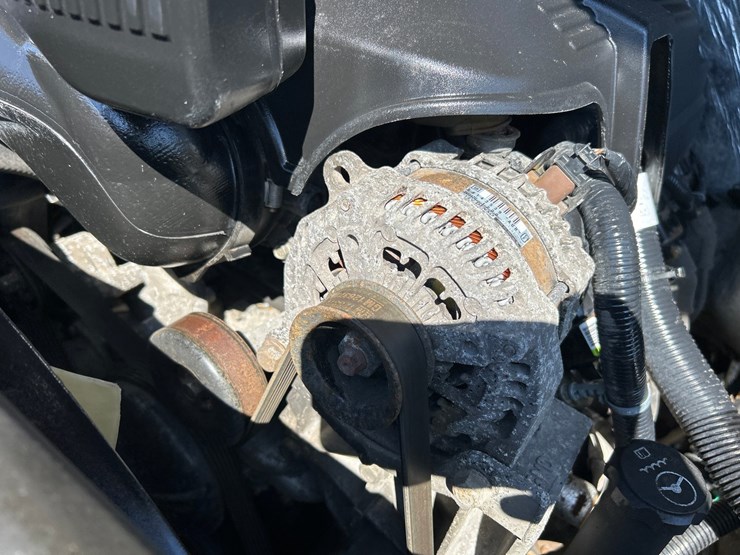 2018-chevrolet-3500-image-50