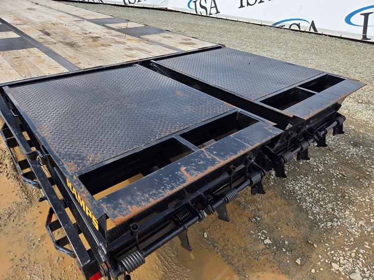 2024-massey-ferguson-8-image-23