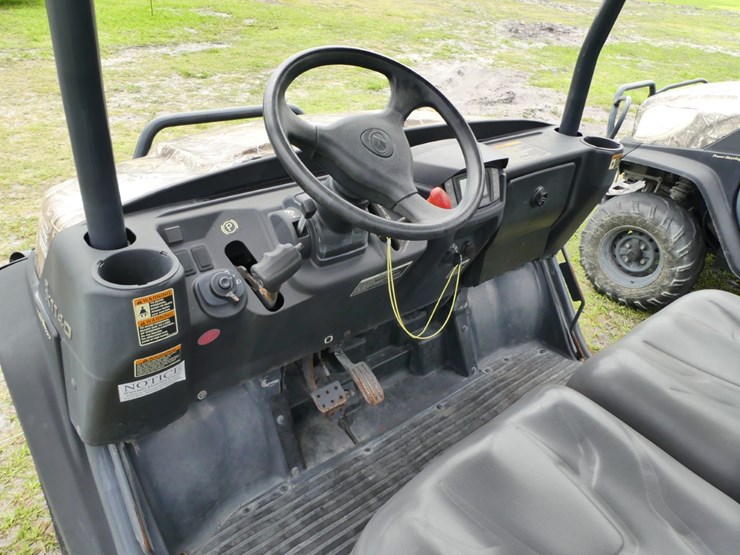 2009-kubota-rtvx1140-image-12