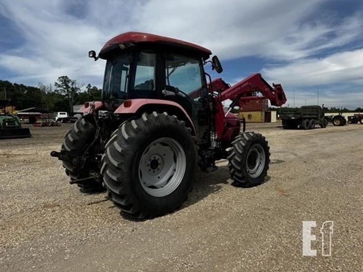 2017-mahindra-mpower-85p-image-6