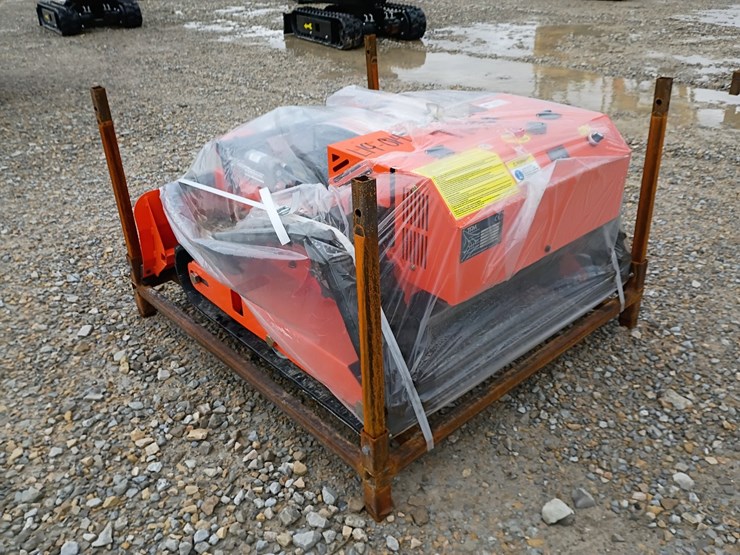 #l19-014-•-2026-tpm-remote-control-lawn-mower-w/-blade-image-8