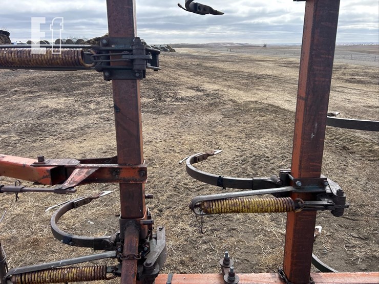 morris-anhydrous-chisel-plow-2859-image-19