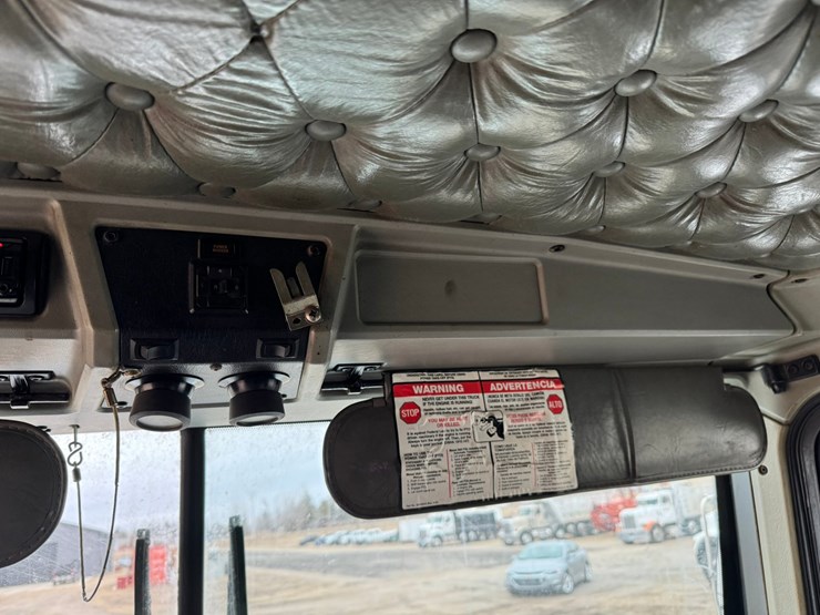 1995-kenworth-t600-image-52