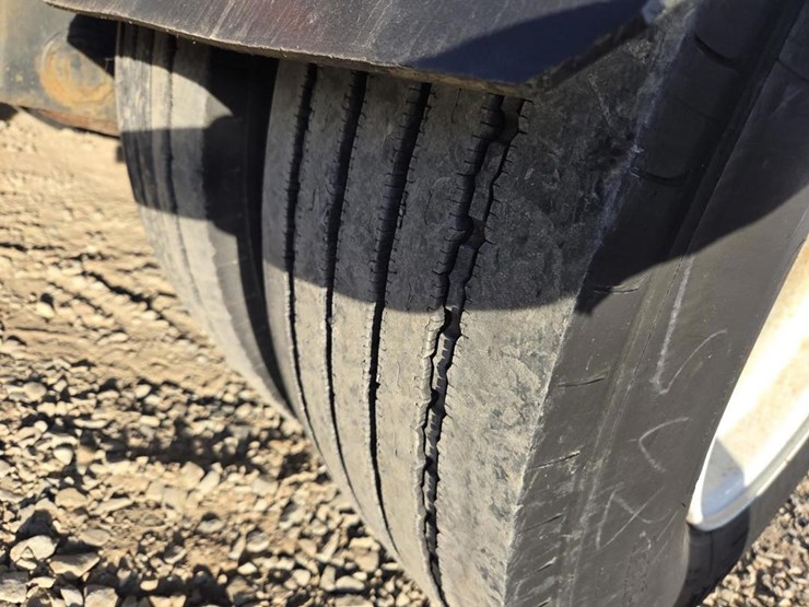 2006-massey-ferguson-8-image-45