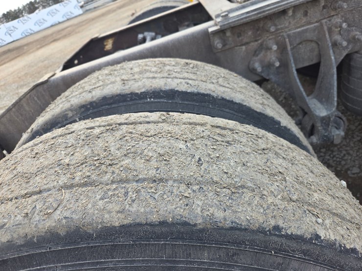 2005-caterpillar-c13-image-81