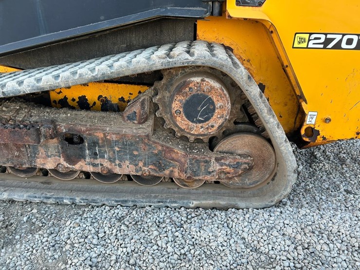 2018-jcb-270t-image-18