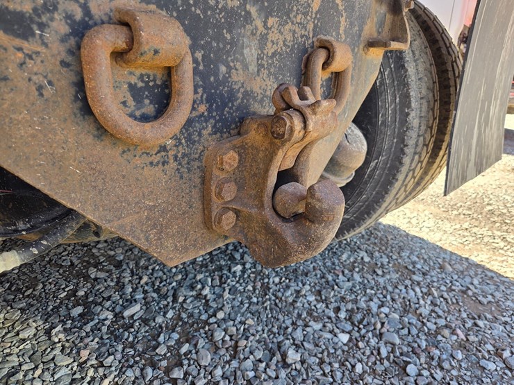 2019-international-hv613-image-46