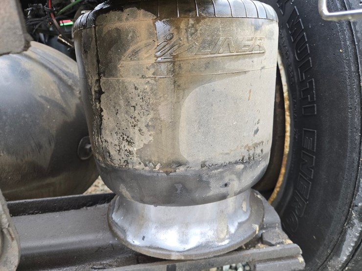 2016-freightliner-cascadia-125-image-30