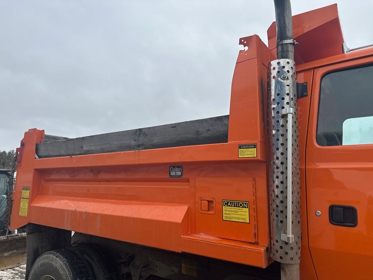 1997-massey-ferguson-8-image-16