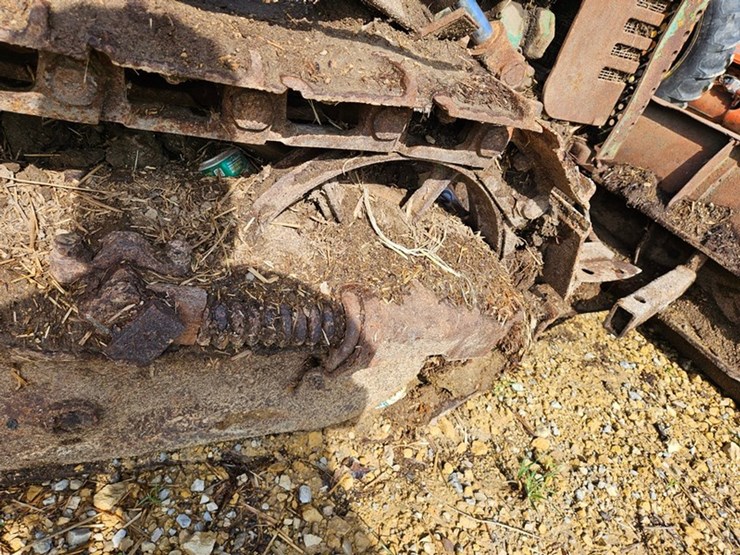 #964-•-john-deere-mt-crawler-image-15