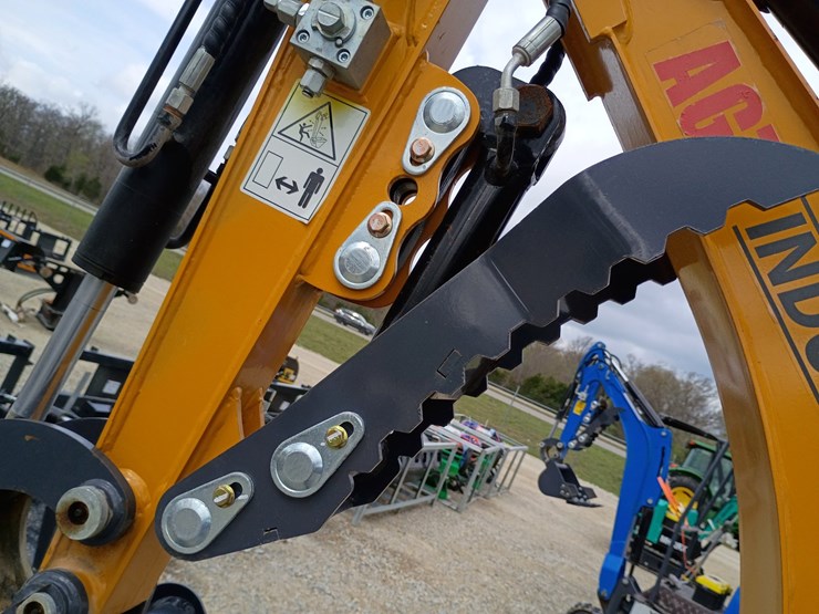 #24166-•-2025-agt-xz20r-mini-excavator-image-19