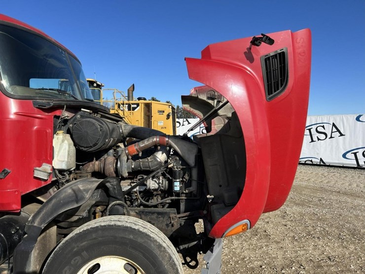 2003-massey-ferguson-8-image-40