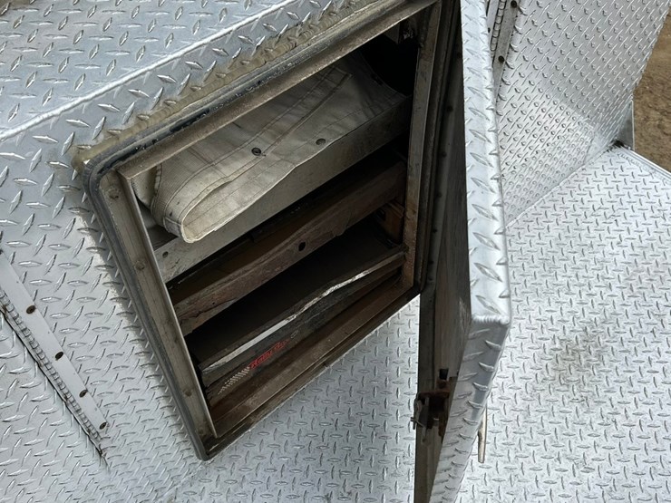 2006-caterpillar-c15-image-26