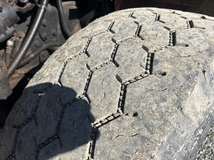 2006-international-7400-image-69