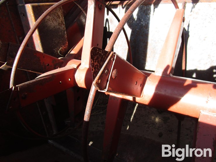 hesston-sp10-image-20