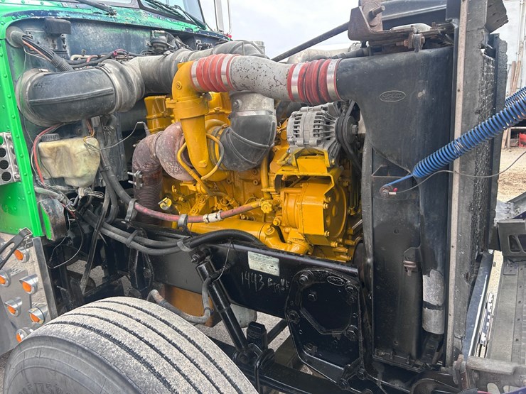 1999-peterbilt-379-image-70