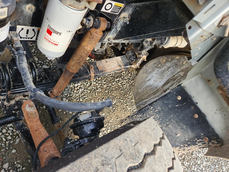 2016-kenworth-t400-image-37